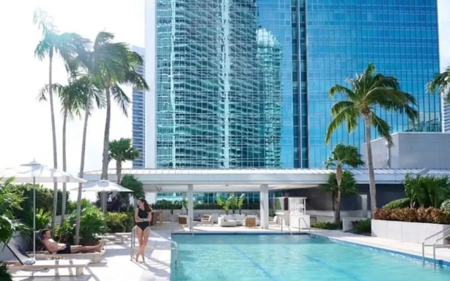 Brickell Ave Suites-Miami