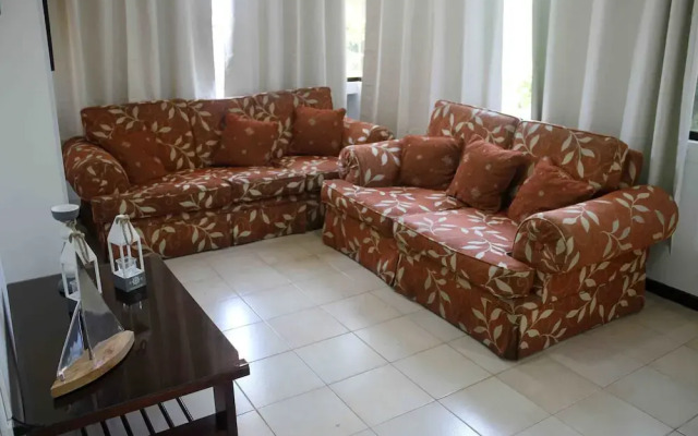 Apartamento con piscina by Vivetu