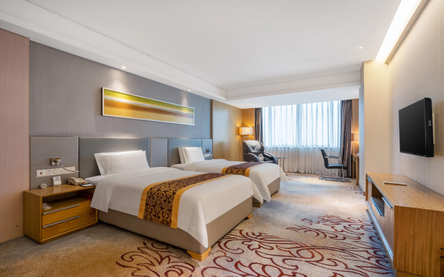 Guangzhou Pearl River International Hotel （Yijing Lu Metro Station）