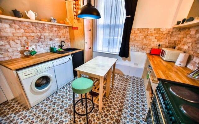 Boutique Apartment on Kings Road