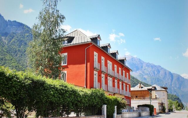 Hotel Oberland
