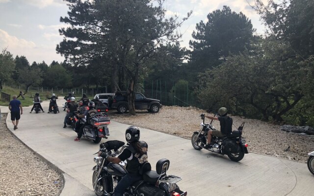 Shkreli Resort Qafeshtame