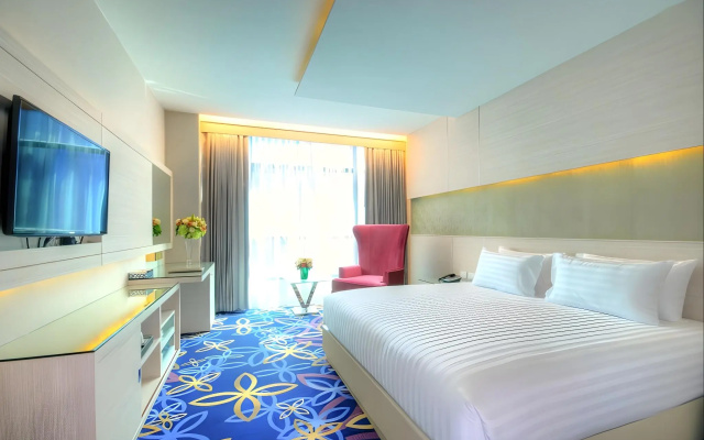 One One Bangkok Hotel