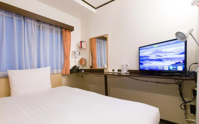 Toyoko Inn Shin Osaka Chuo Honkan