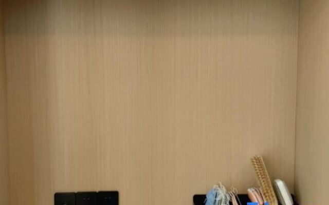 HanTing Hotel (Yancheng Binhai Gang Lishangcheng International)