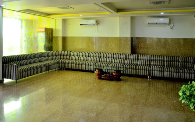 Collection O 4731 Hotel Surya Continental