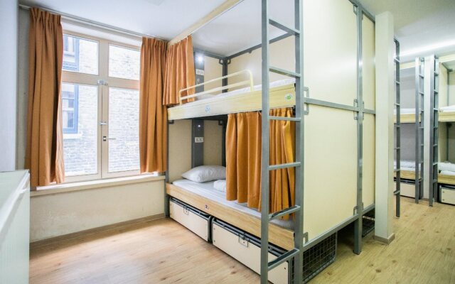 St Christopher's Inn Bauhaus Budget Hotel - Hostel