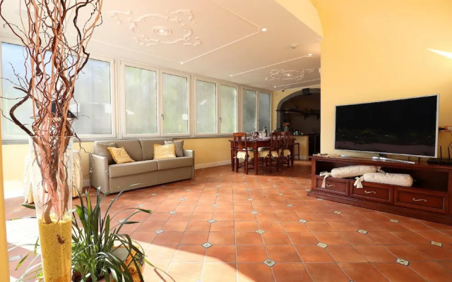 Ilary House