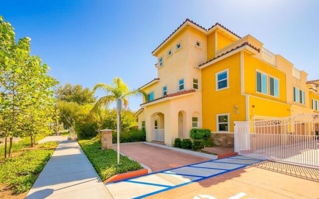 Winnie The Pooh's Treehouse 3 Bedroom Townhouse
