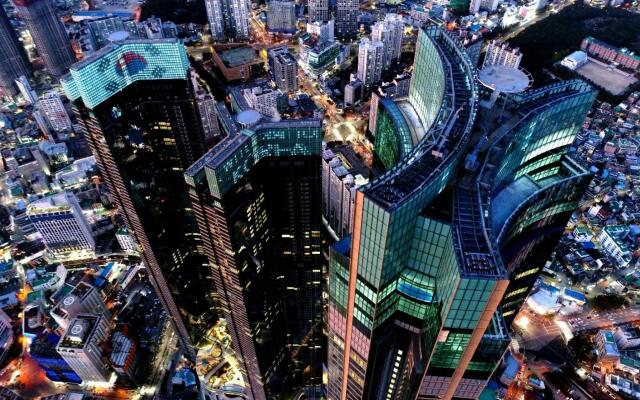 Ocean Royal Suite  (Beach View with 3 Bedrooms)