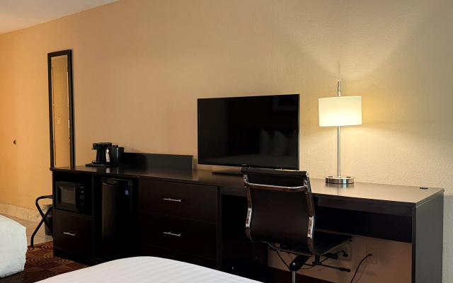Baymont by Wyndham Plainfield/ Indianapolis Arpt Area