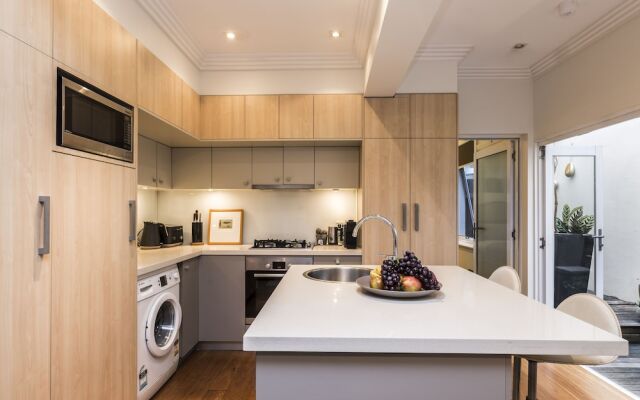 Art Deco 2 Bed Sydney And Darlinghurst Gem