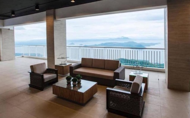 Cozy Staycation Tagaytay Wind Residences