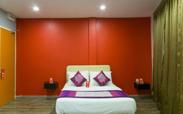 OYO 296 KK Hotel Jalan Pahang