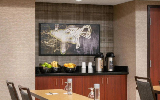 Courtyard by Marriott Las Vegas Convention Center