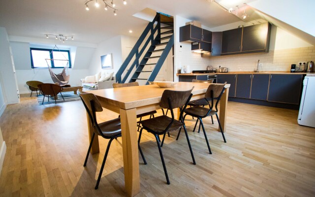 Unit 8 - Charming Loft Apt. Near Avenue Louise