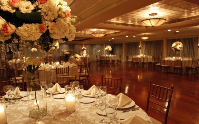 The Inn At Fox Hollow Hotel
