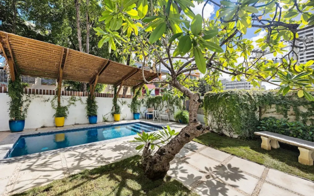 Condado Oasis Beachfront Access Pool