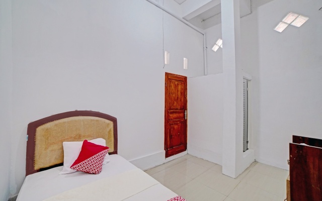 OYO 90387 Sepakat Guest House