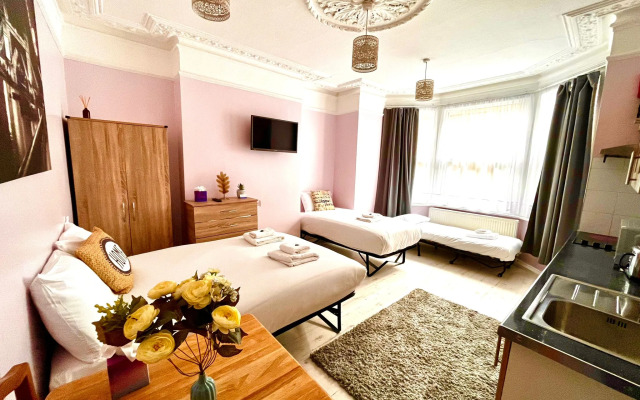 United Lodge Hotel & Apartments