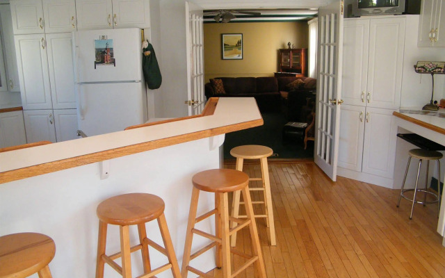 1000 Island Condo Getaway