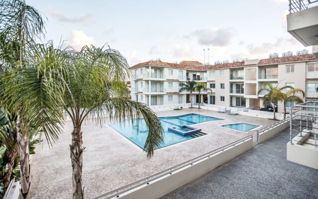 Cyprus Apartment Palm 101 Gold