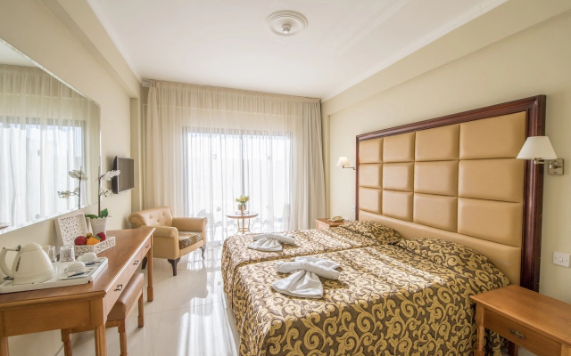 Tsokkos Gardens Hotel & Apartments