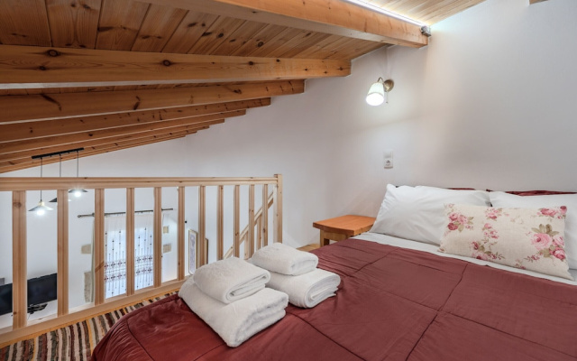 Kalimera Loft I Village Experience