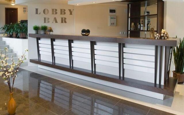 Hotel Redenka Holiday Club