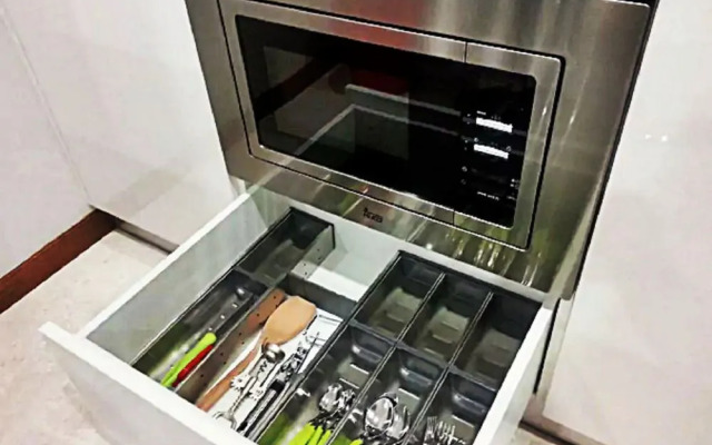 KL101 Service Suite at Soho Suites KLCC