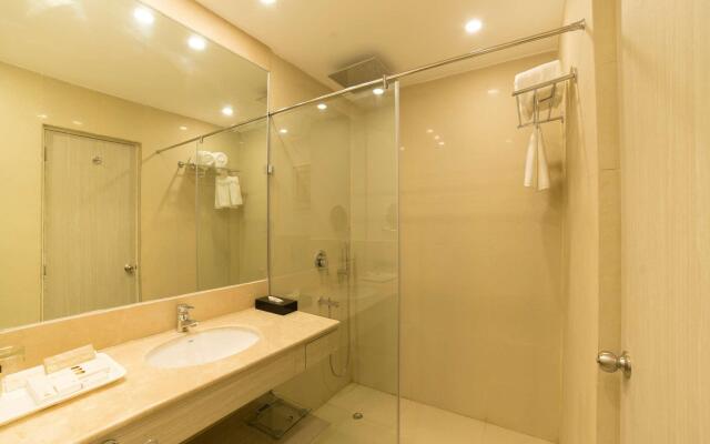 Golden Tulip Salt Lake City Kolkata