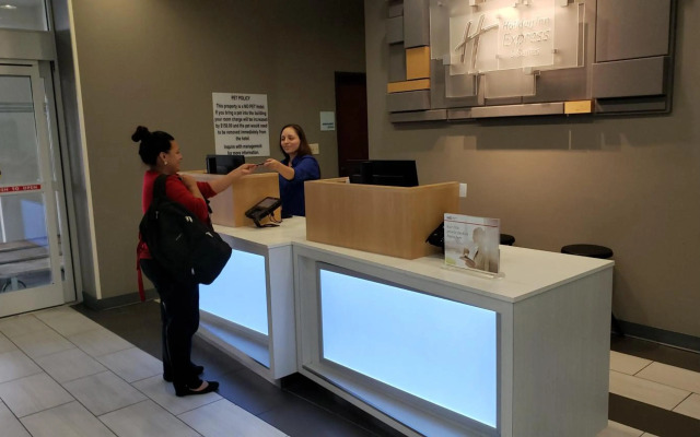 Holiday Inn Express Hotel & Suites Weslaco by IHG