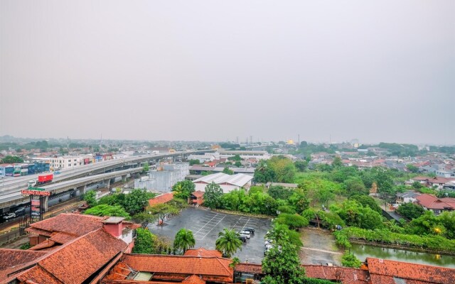 Good And Nice 1Br At Bogor Valley Apartment