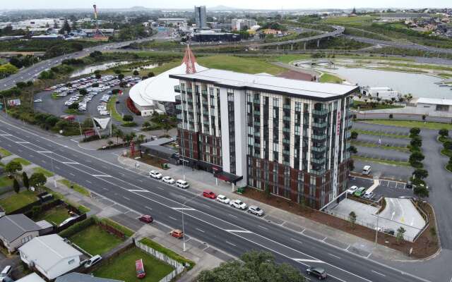 Ramada Suites by Wyndham Auckland Manukau Pacific Centre
