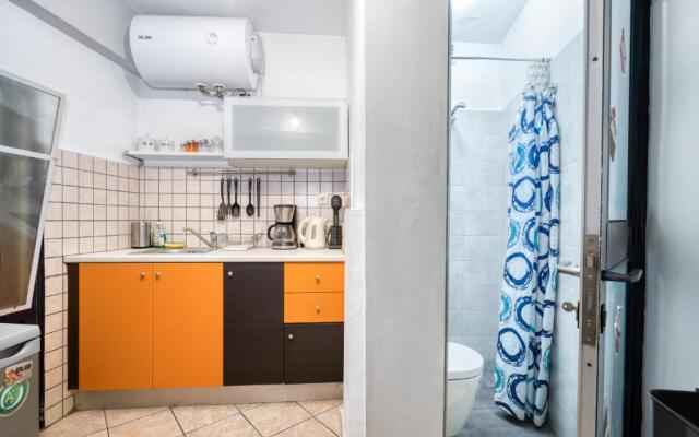 Athens metro apartment