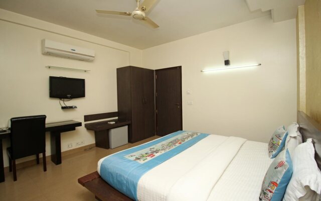 FabHotel GoodCare Residency