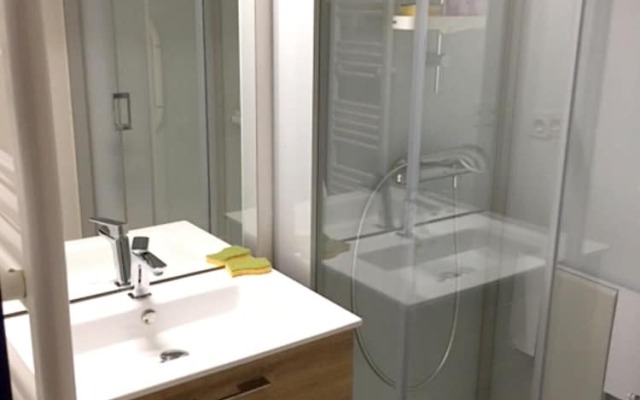 Studio in Capbreton, With Wonderful sea View, Pool Access and Terrace