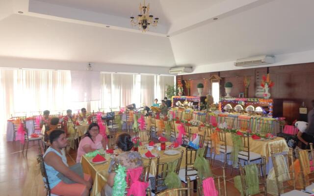 CML Beach Resort & Water Park