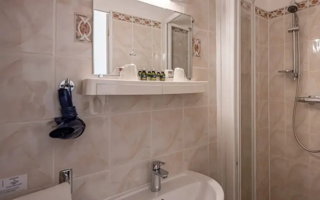 Logis Hotel Central Montargis