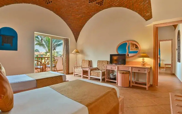 Dream Lagoon Beach Resort & Aqua Park