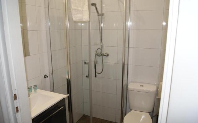 Under Castle Apartment