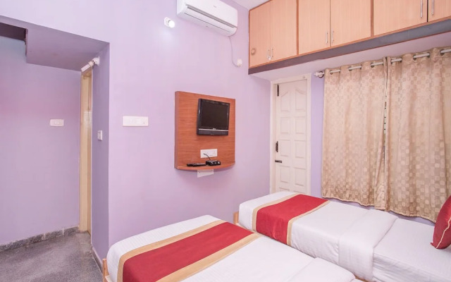 OYO 13024 Bip Inn 2021