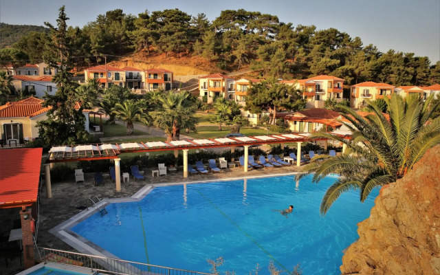 Alma Luxury Resort Hotel