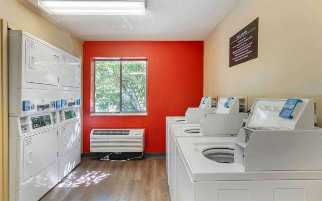 Extended Stay America Select Suites St Louis Earth City