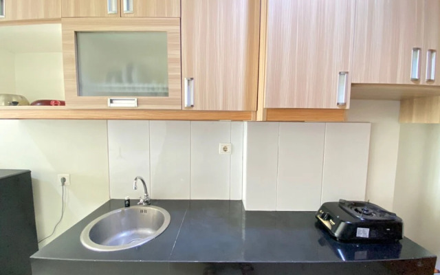 Stylish & Comfy Studio at Dago Suites Apartment