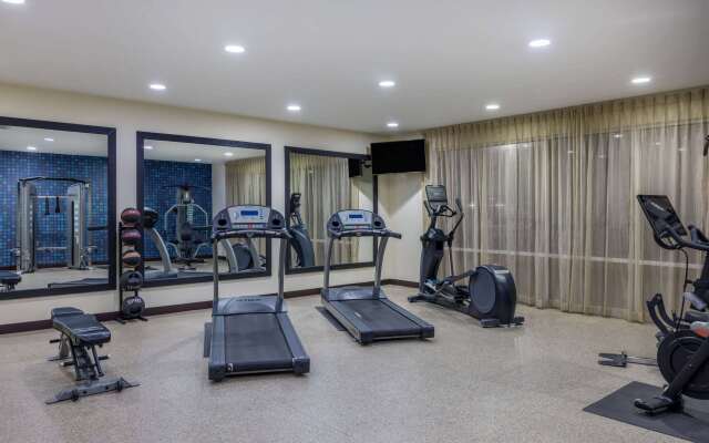 La Quinta Inn & Suites by Wyndham Artesia