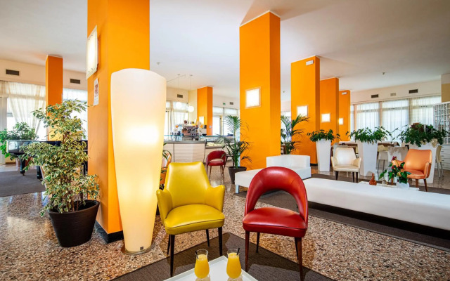 Hotel Astor