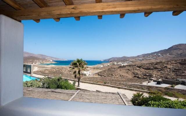 Mykonian Luxury Villa Victoria with Pool