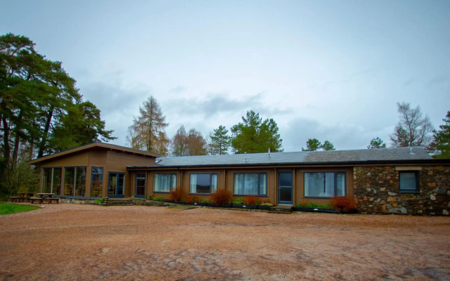 Old Pines Hotel And Restaurant