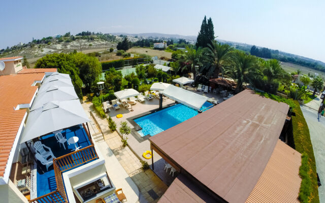 Fitos Inn Guest House